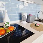 בית נופש Ocean View 1 Bedroom In אדחה